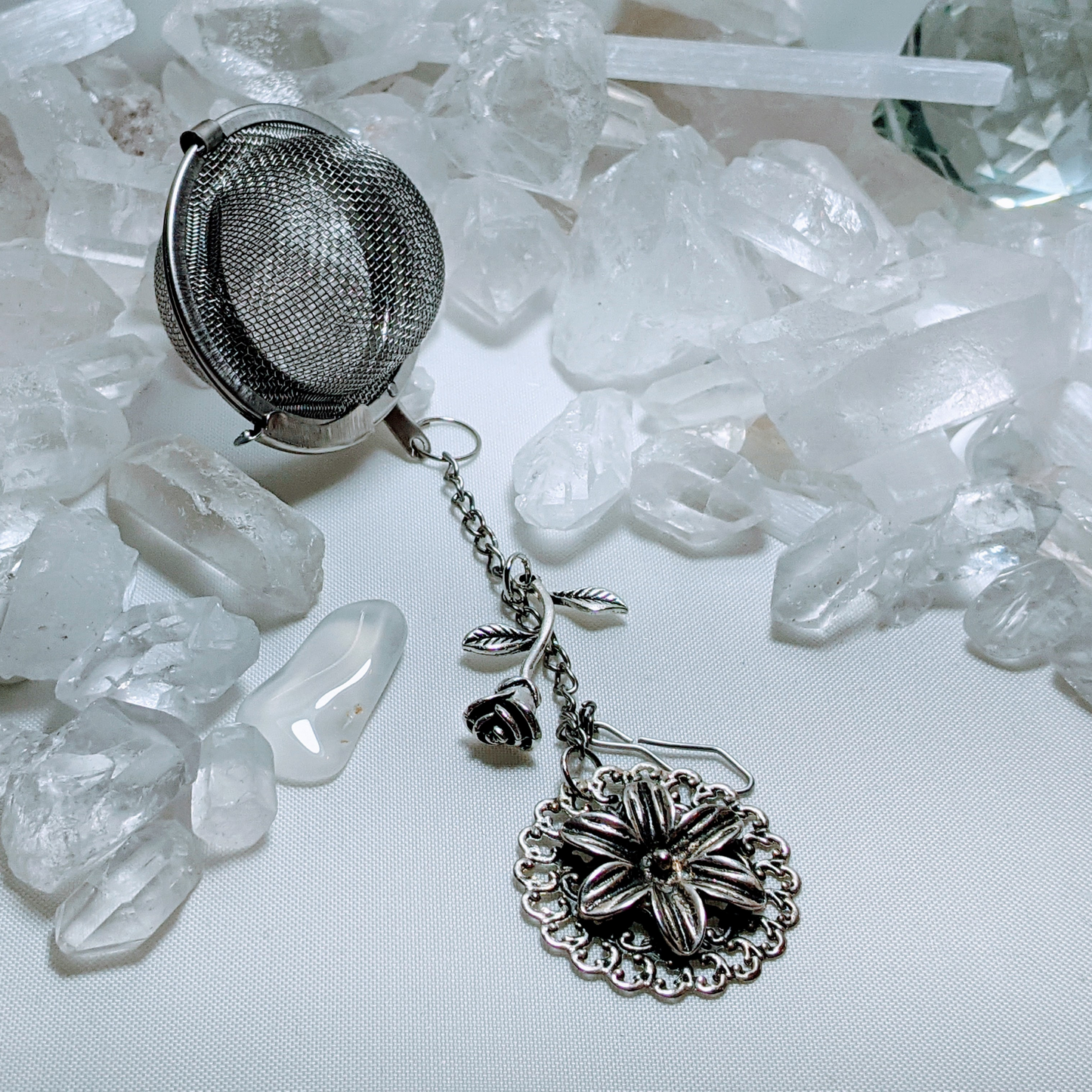 Dress Your Tea Flower Teabling (tea infusion charm)