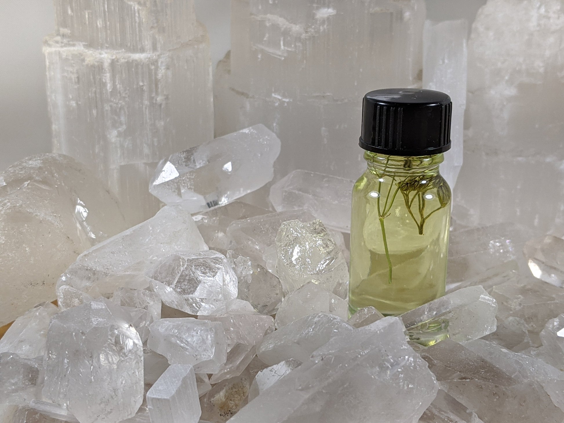 My Waning Moon Oil (Herbal Perfume/Oil) - Original City Apothecary